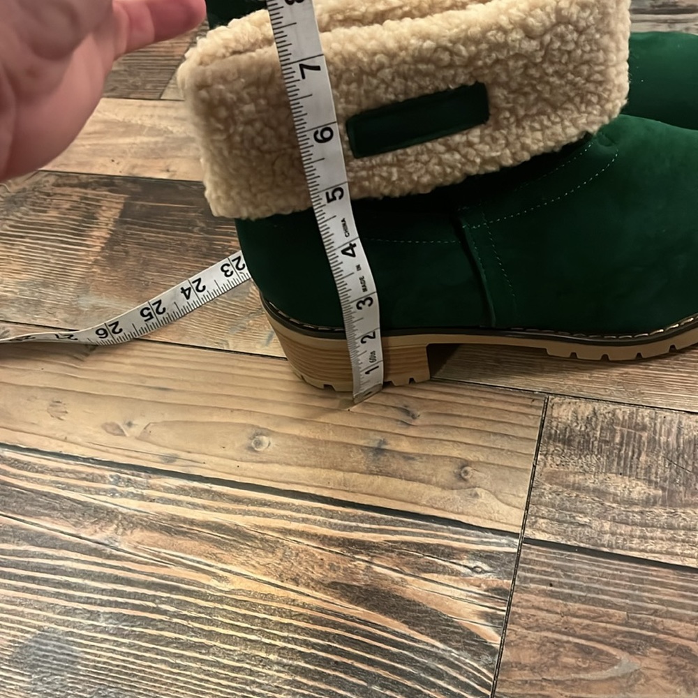 Green furry shoe/boots size 43 - Picture 5 of 5